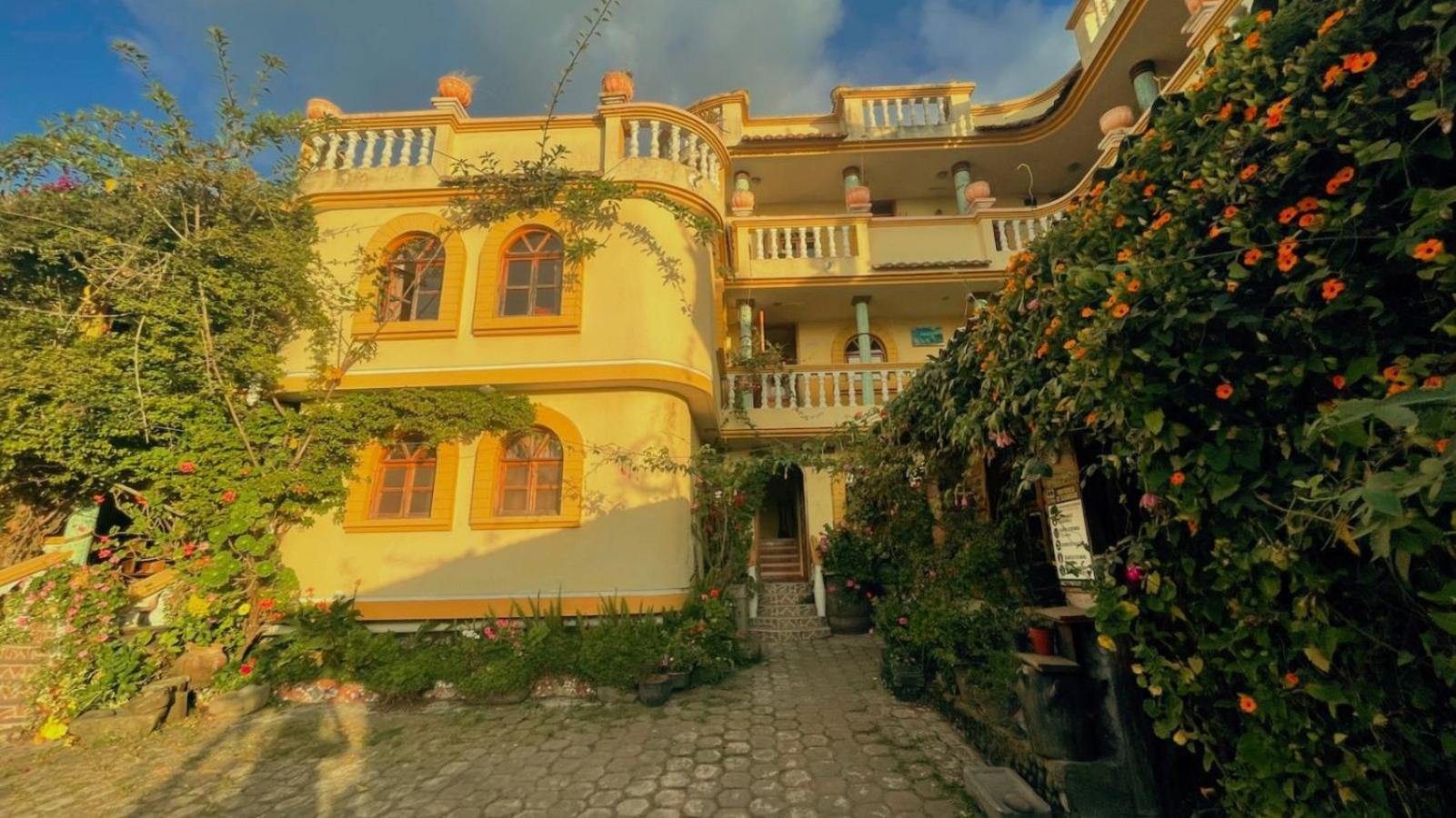 Hostal Curinan Отавало Екстер'єр фото