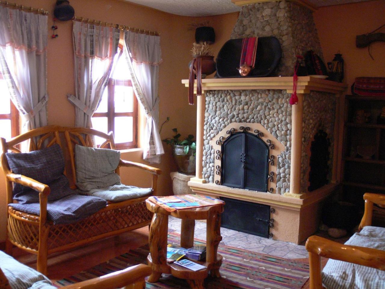 Hostal Curinan Отавало Екстер'єр фото
